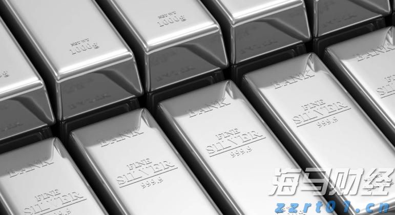 景顺Q2持仓概况：英伟达(NVDA.US)超越微软(MSFT.US)成最大重仓股 科技股依然受青睐 医药股遭减持