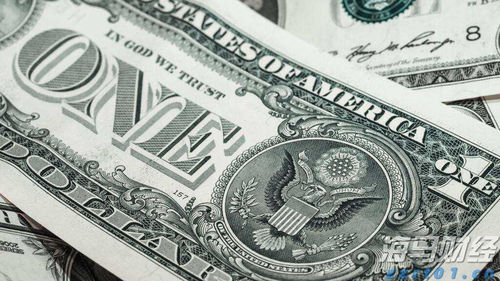 【新春走基层】市高铁汽车站投运后的首场春运